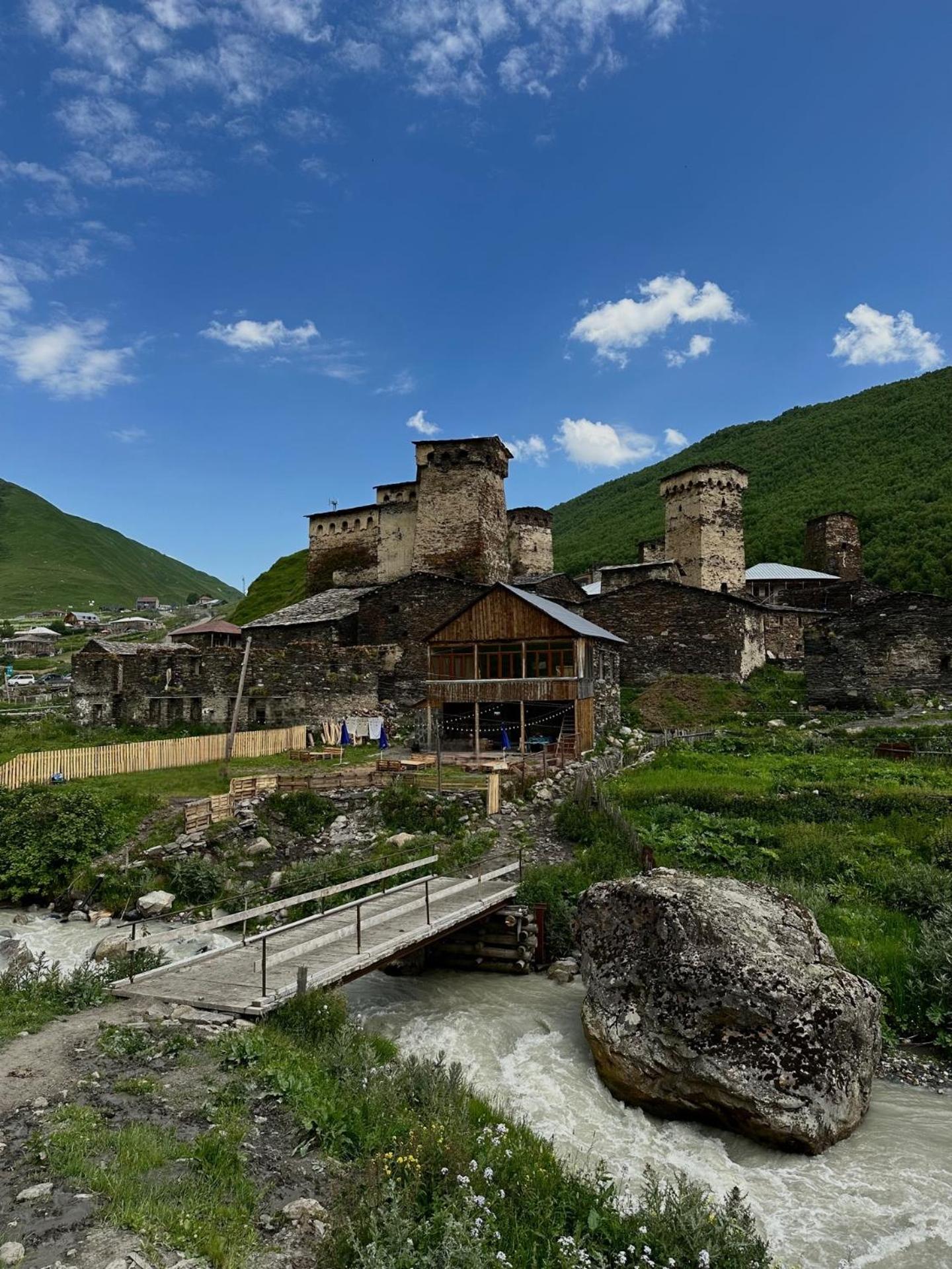 Nanila Hotel Ushguli Exterior photo